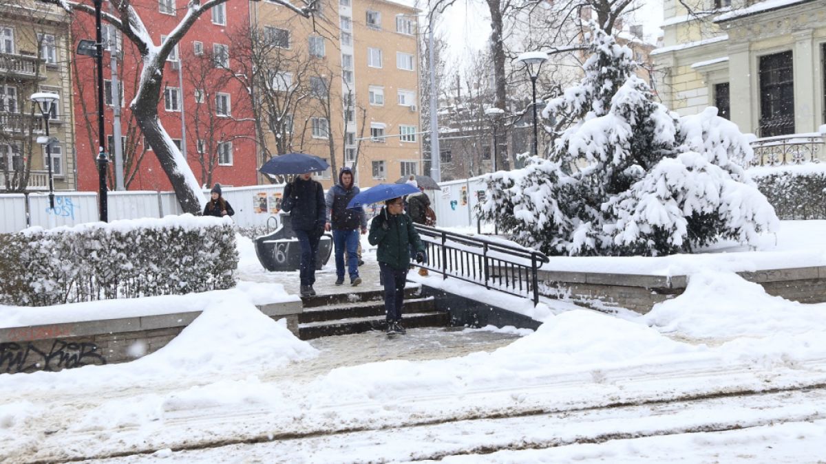 Марокански циклон носи сняг до 40 см, но в сряда живакът скача до невероятните... (КАРТА)
