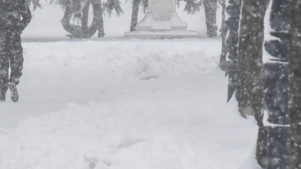 Бургас се отдъхна! Снежната блокада падна, отвориха "Тракия" от Зимница до Карнобат 