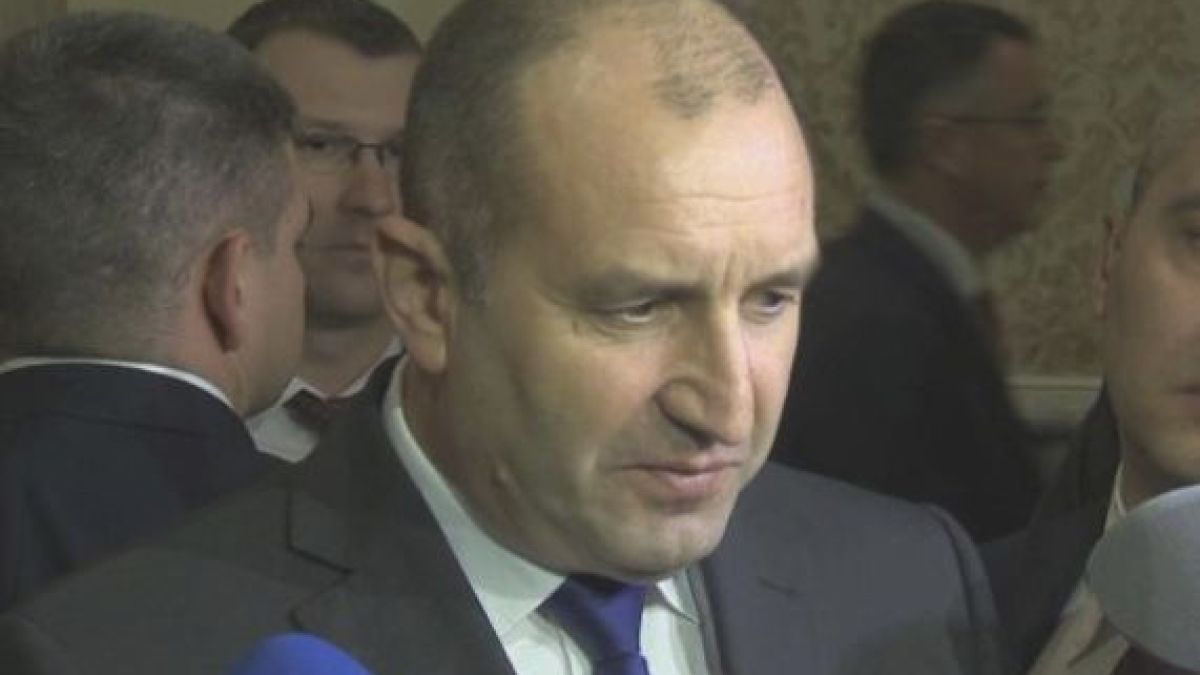 Президентът Радев коментира срещата на Гинка Върбакова с премиера и не спести критиките си към правителството и спецслужбите 