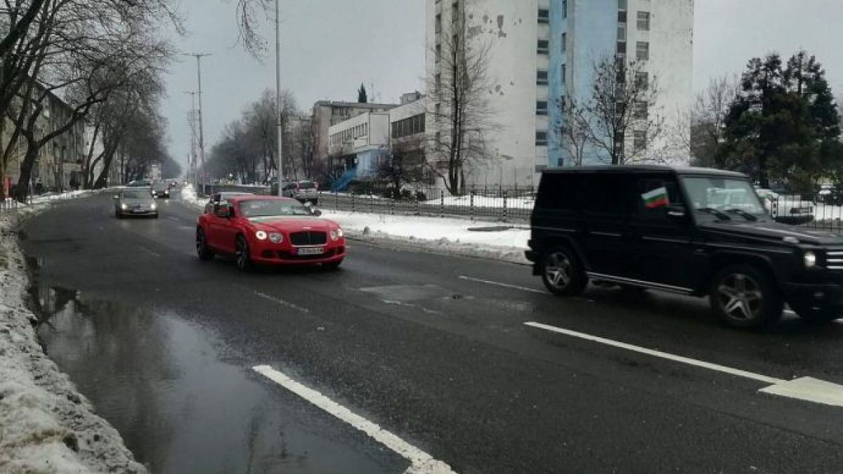 Бургазлии скриха шапките на всички с това, което направиха навръх Трети март (СНИМКИ)