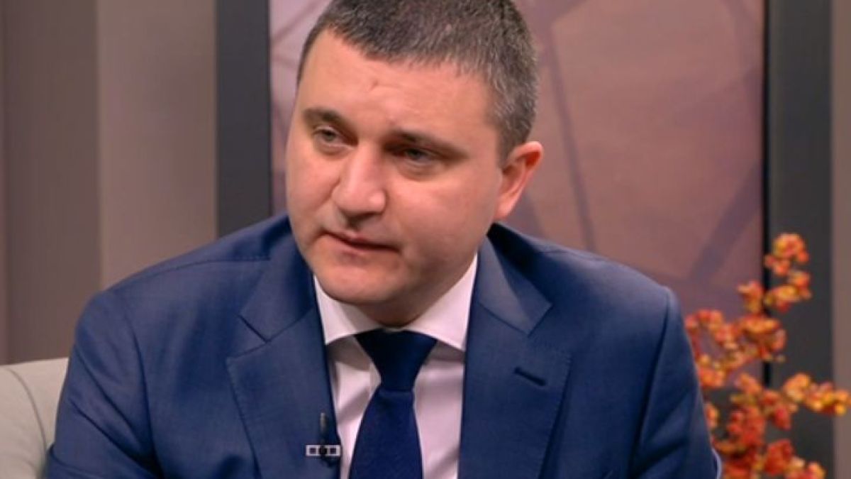 Горанов обясни каква е работата на Гинка Върбакова в Чехия и защо е против решението на Борисов за ЧЕЗ