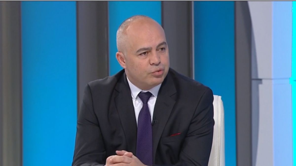 Георги Свиленски: Не може Гинка Върбакова да представлява държавата ни в Чехия  