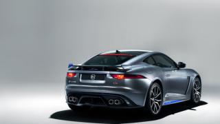 Нов графичен пакет добавя визуален атлетизъм към  суперавтомобила Jaguar F-TYPE SVR с 575 к.с.