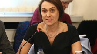 Лошо! Ако Гинка не плати на ЧЕЗ до 9 месеца, компанията отива в ръцете на...