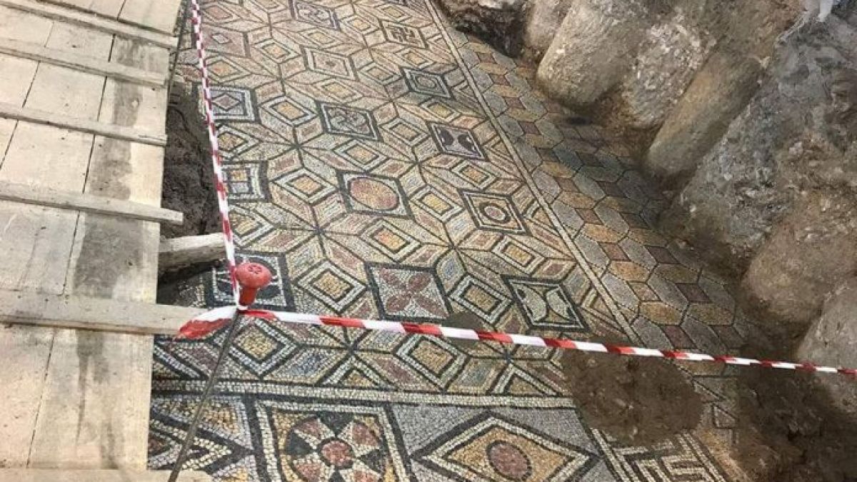 Ще покажат невиждани неща от древния град, „изникнал“ под Солун (СНИМКА)