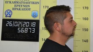 Българин се гаври 3 години с невръстната си племенничка на о-в Крит (СНИМКИ)