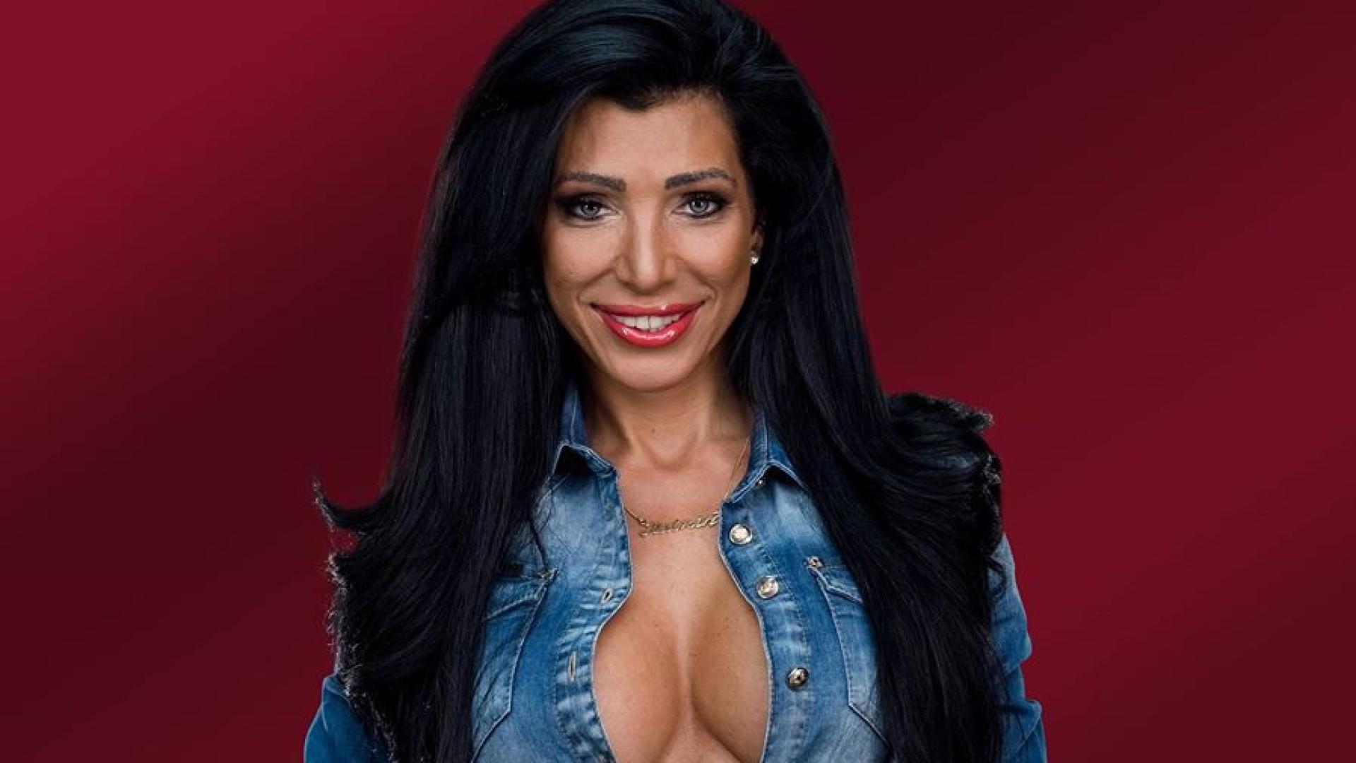 Катрин Вачева се пусна чисто гола и мокра от Малдивите, а бюстът ѝ... (СНИМКИ 18+)