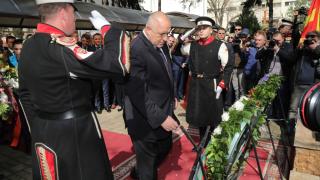 Борисов се поклони пред паметта на евреите, депортирани от територията на Република Македония (СНИМКИ)