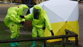 Руски химик каза страшни истини за газа "Новичок", за който Тереза Мей твърди, че е използван срещу Скрипал 