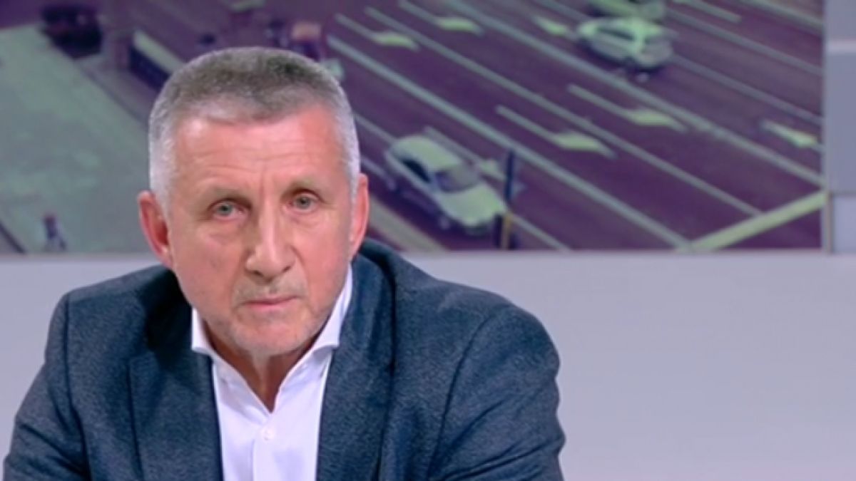 Бившият шеф на НСБОП ген. Кирил Радев каза нещо много притеснително за селата и полицаите