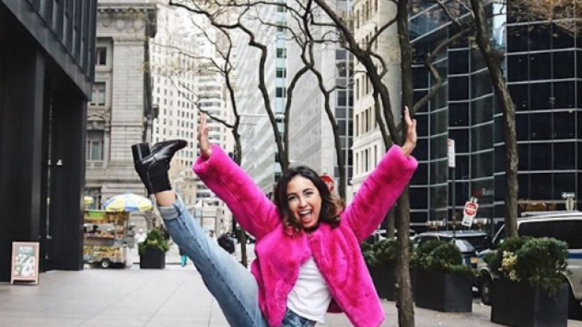 Чисто луда! Тази жена похарчи 10 000 долара, за да стане известна в Instagram (СНИМКИ)