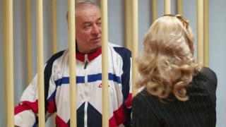 US журналист сензационно: Сергей и Юлия Скрипал са отровени от бъдеща свекърва, която не искала да жени сина си за дъщеря на предател