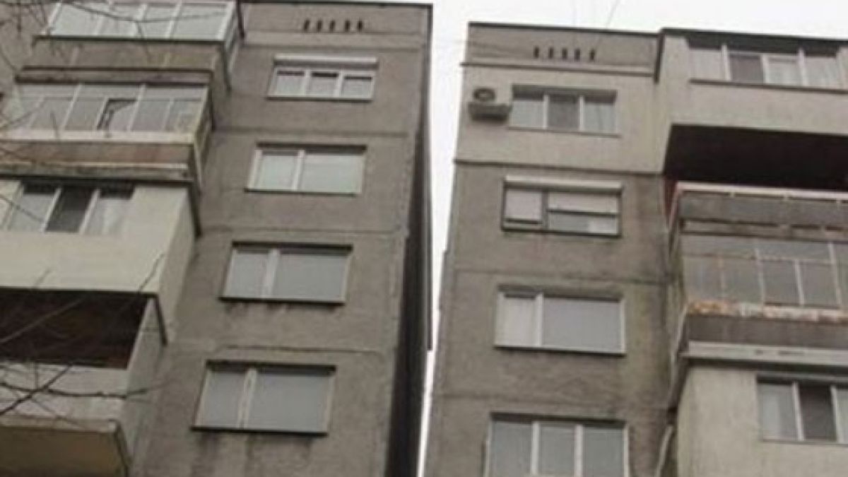 Нова кървава драма потресе Русе! Млад мъж направи нещо ужасяващо, докато майка му готви в съседната стая 