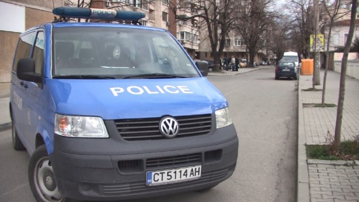 Напрежение в Стара Загора, отцепиха част от центъра на града 