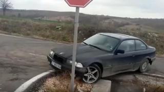 Джигитите да гледат! Мега неудачници с автомобили (ПОУЧИТЕЛНО ВИДЕО)