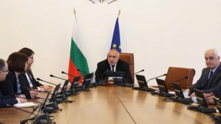 Борисов обясни защо пътищата са осеяни с дупки и разпореди... 