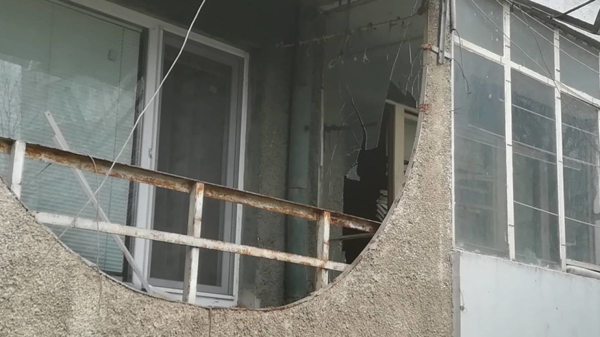 Първи СНИМКИ от мястото на жестокото убийство и самоубийство във Варна, екзекуторът е Цветан, а жертвата Минка