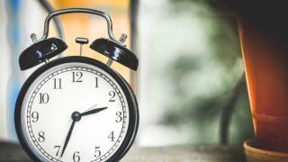 8 неща, които задължително трябва да направите, за да смекчите стреса при прехода към лятно часово време