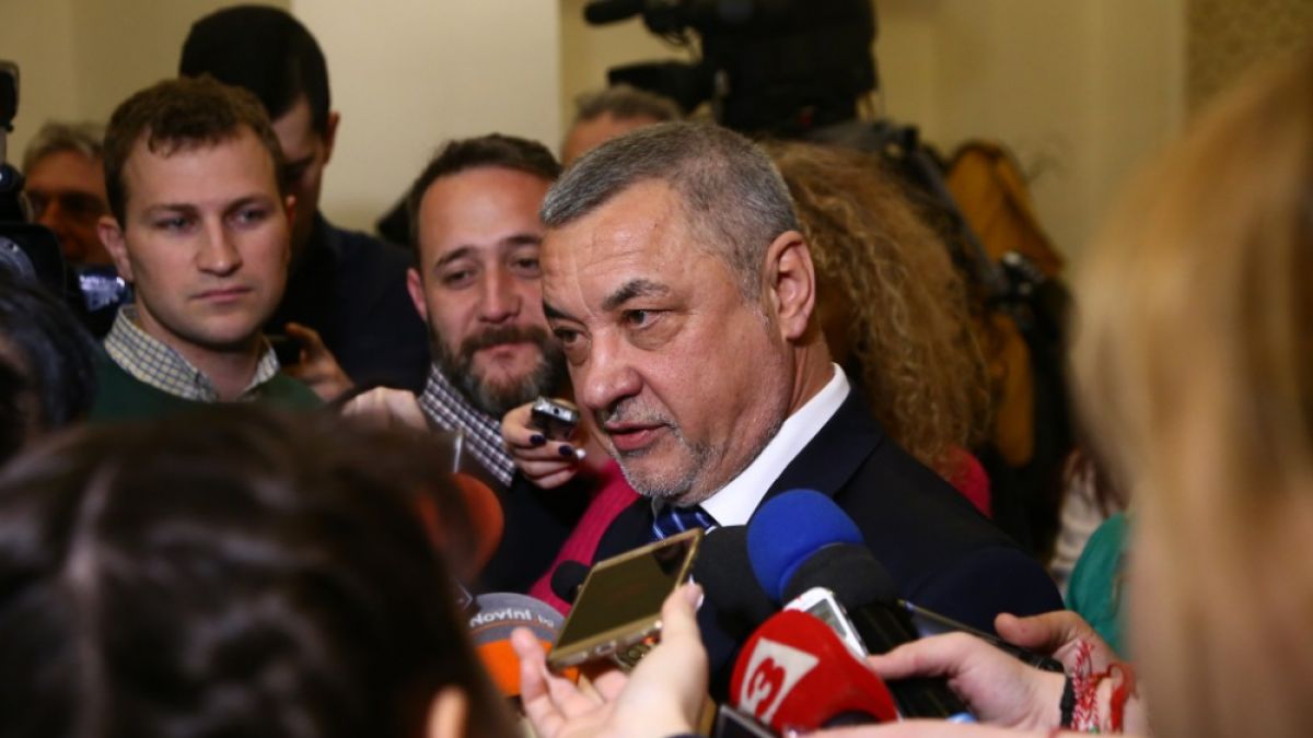 Валери Симеонов: ДАЗД проверява рекламен клип за лотарийна игра, в който може да участват деца