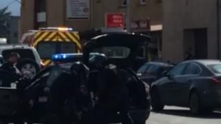 Застреляха джихадиста от ужасяващия атентат във Франция, живите заложници са освободени