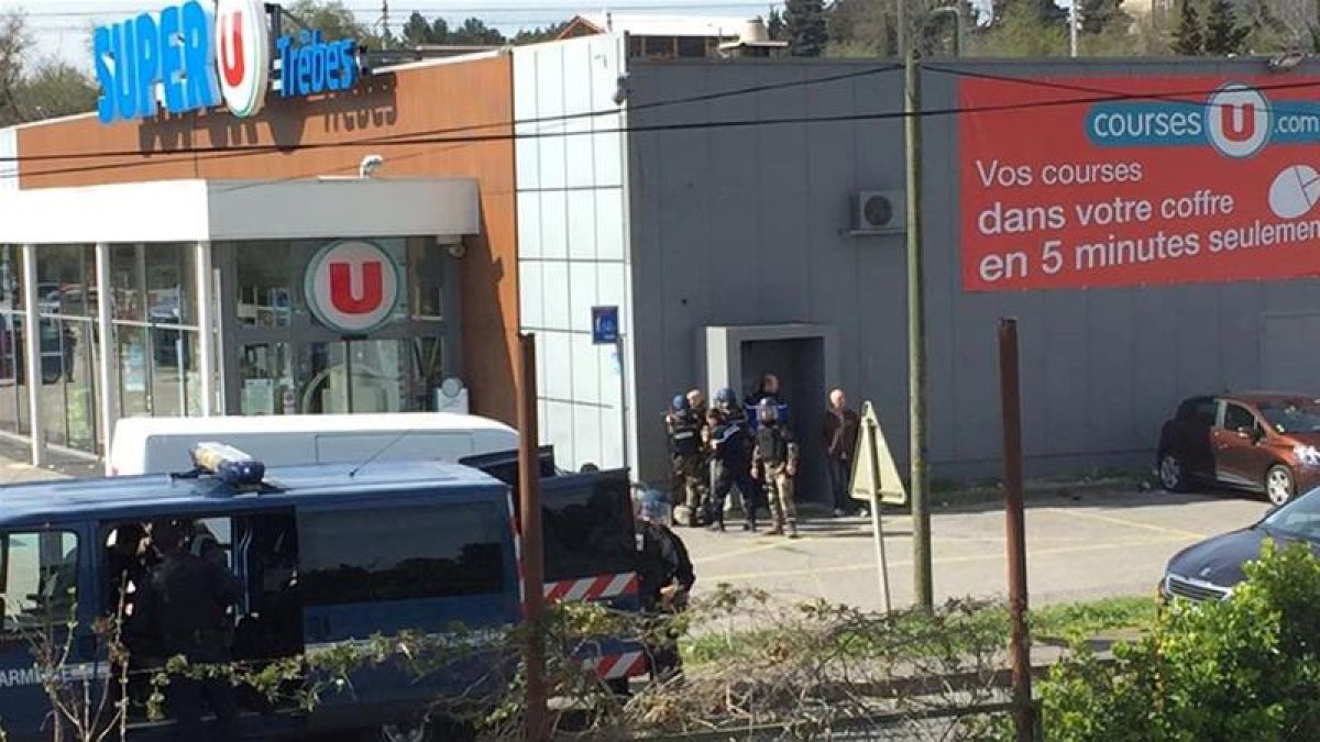 В супермаркета на ужасите в Треб откриха три самоделни бомби 