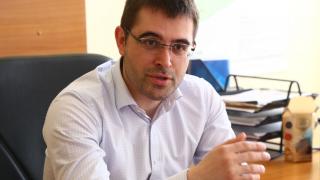 Шефът на ЦГМ с горещи новини пред БЛИЦ TV за паяците, синята и зелената зона и бричките! Петров разкри предимствата на тикет системата!