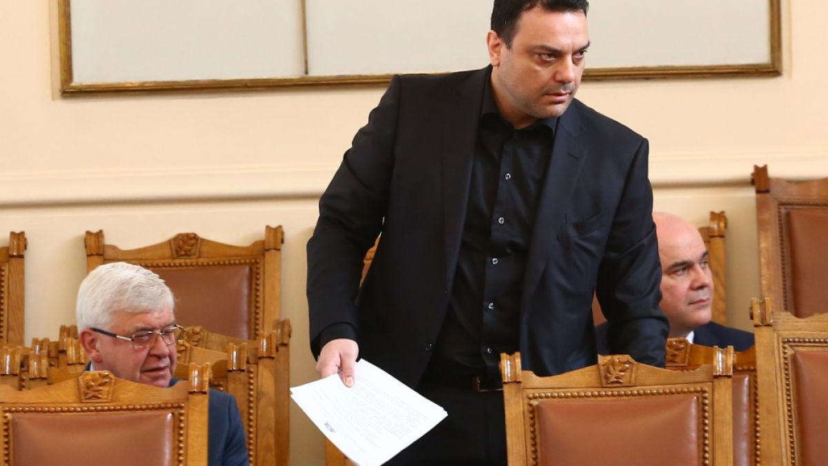 Министър Московски направи уникално предложение, свързано с БДЖ (ВИДЕО)