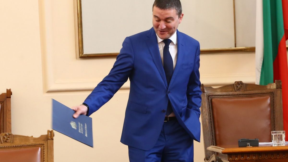 Владислав Горанов: Сделката за ЧЕЗ е практически сключена, всичко приключва до 9 месеца