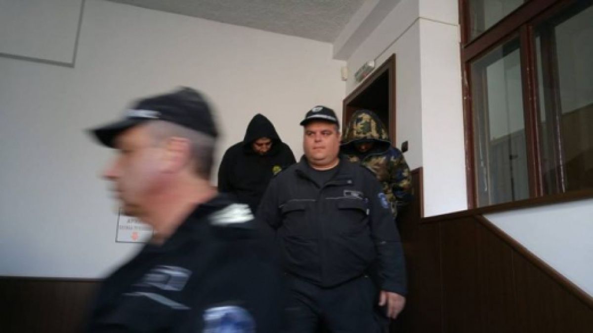 Нещо нечувано направи в съда адвокатът на бруталните убийци на бизнесмена Венцислав 