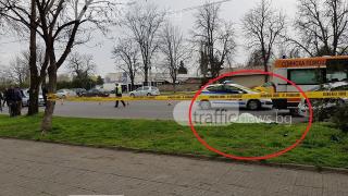 Брутални СНИМКИ: Трупът на загиналия пловдивски моторист още лежи на пътя