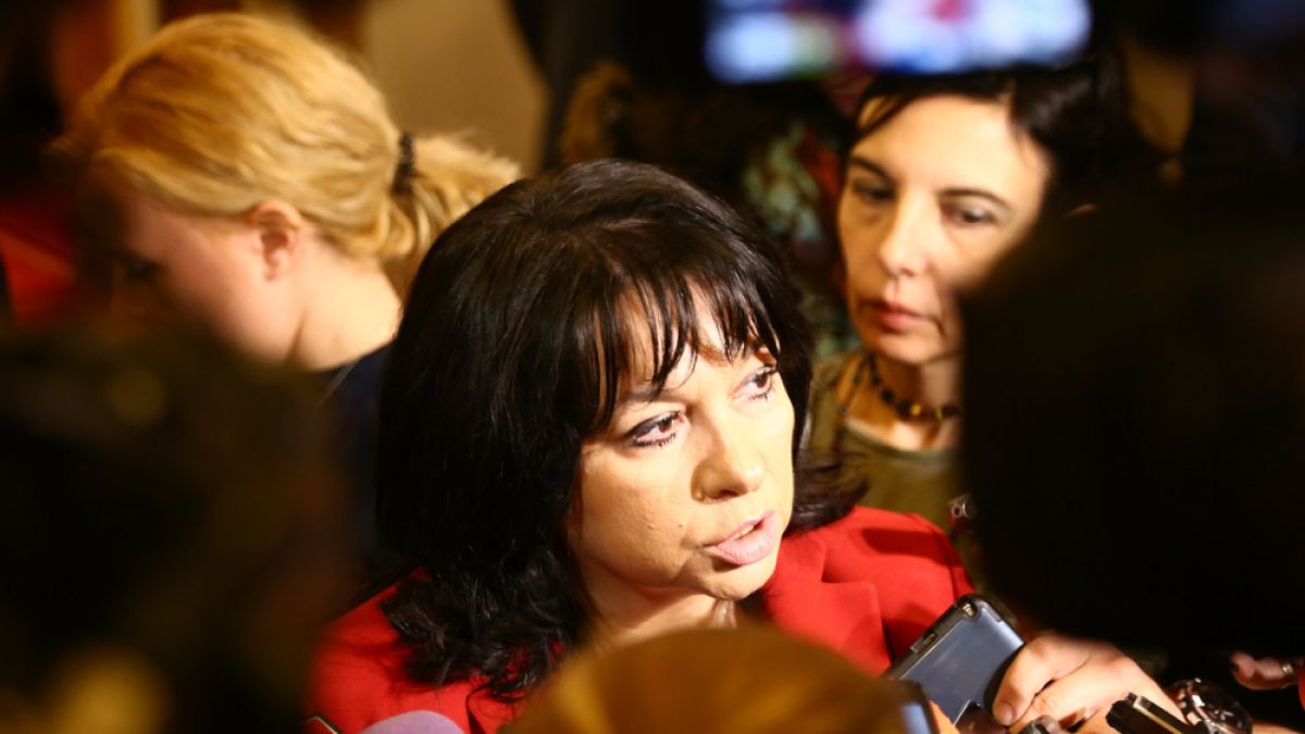 Министър Петкова с важни новини след срещата с шефа на "Росатом"