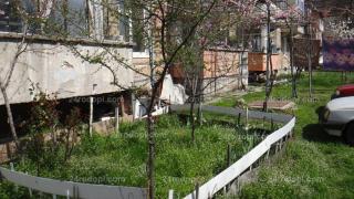 Под тези цъфнали овошки се крие спасението на стотици кърджалийци 