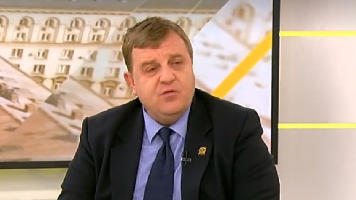 Каракачанов нахока евроатлантиците, които до вчера с плам си връзвали червените връзки, а сега роптаят, че не сме изгонили руски дипломати 