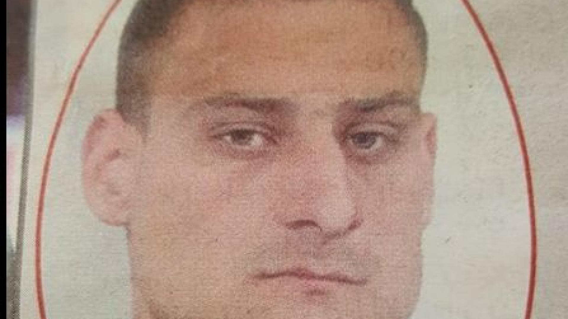 Белезници: Спипаха крадливия циганин, пребил и ограбил прочут наш режисьор (СНИМКА) 