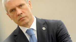 Самоуби се зет на сръбски президент