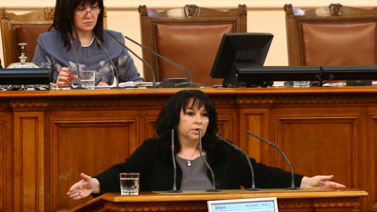 Петкова разкри застрашена ли е енергийната сигурност на българите