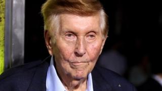 94-годишен милиардер може да казва само "Да", "Не" и "Майната ти"