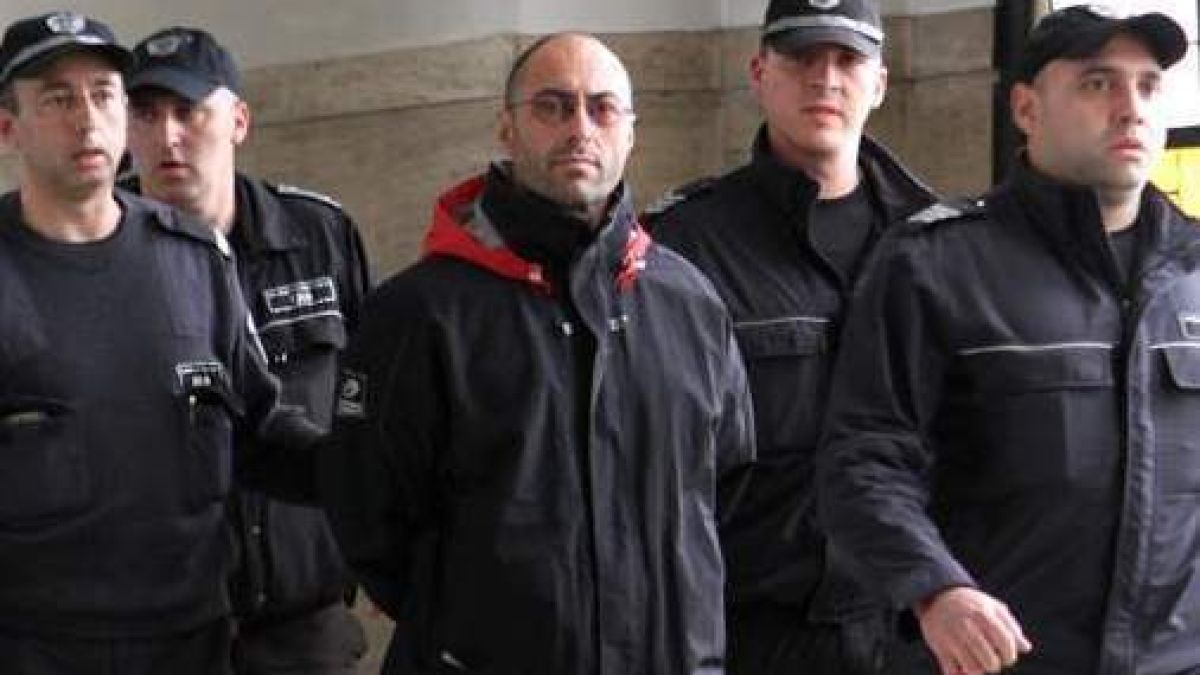 Първа СНИМКА на щерката на духналия Пелов! 23-годишната красавица има две деца и не живее в България (СНИМКА)