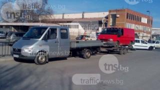 Трагедия в Пловдив! Кола блъсна дете на пътя, момиченцето... 