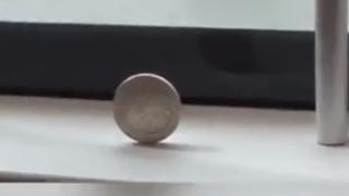 Влак се движи с 350 км/ч в Япония, но вижте какво се случва вътре (ВИДЕО)