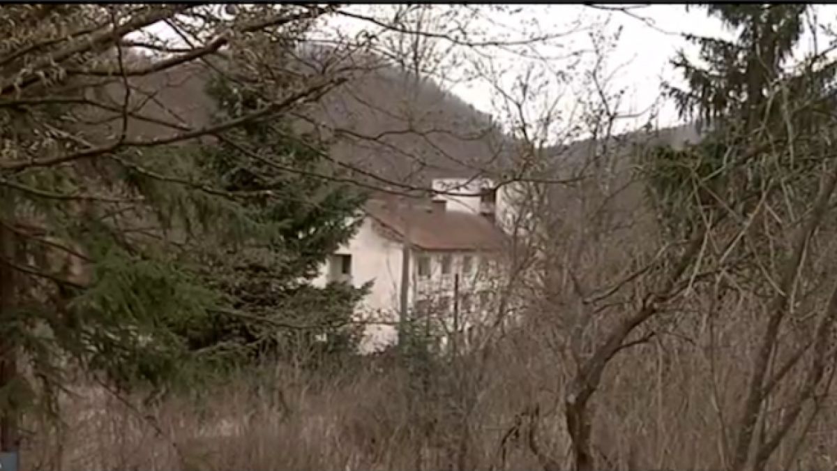 Сигнал за насилие върху възрастни хора с умствена изостаналост в дом в с. Качулка, разследват убийство 