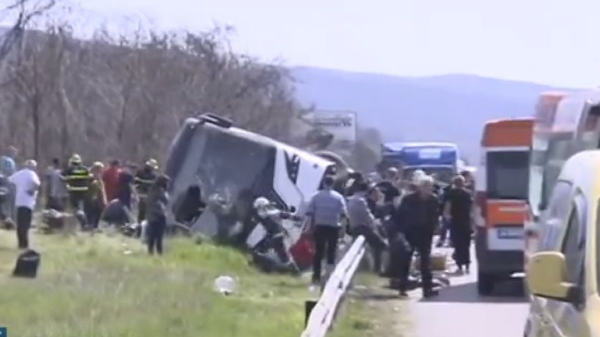 Първи ВИДЕО и ВЕРСИЯ за адската катастрофа с автобус до Вакарел с шест жертви и над 20 ранени
