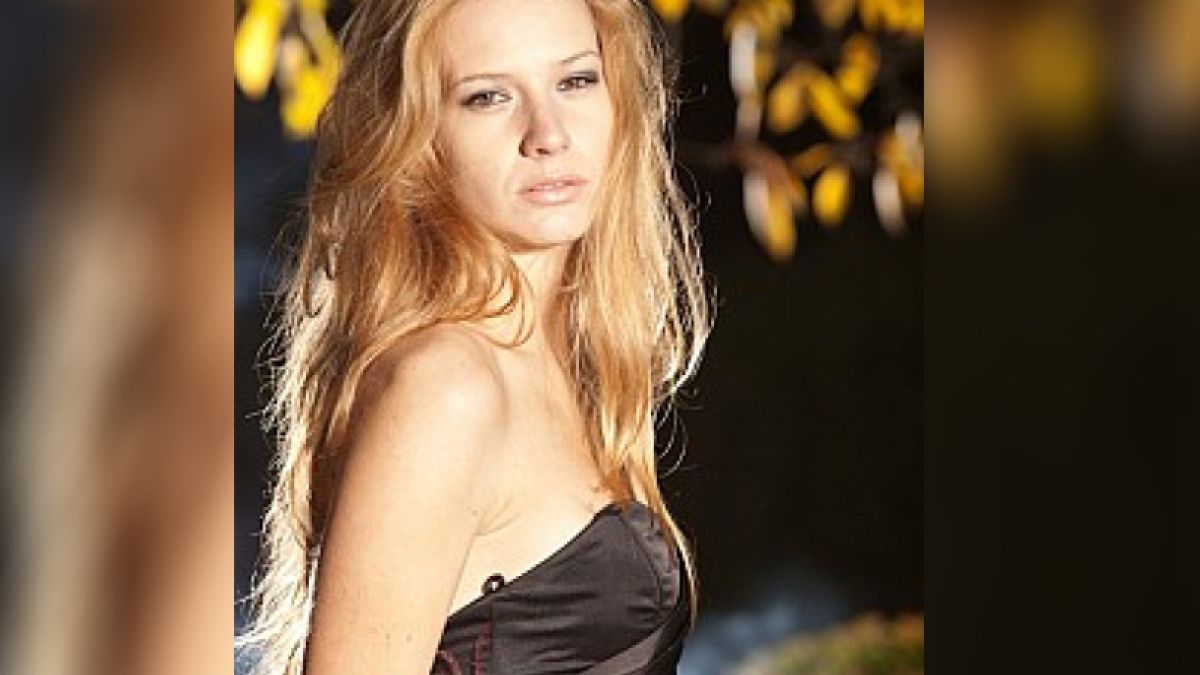 Сексапилната актриса Стефания Кочева направи скандална изповед пред в. "ШОУ" (СНИМКИ)