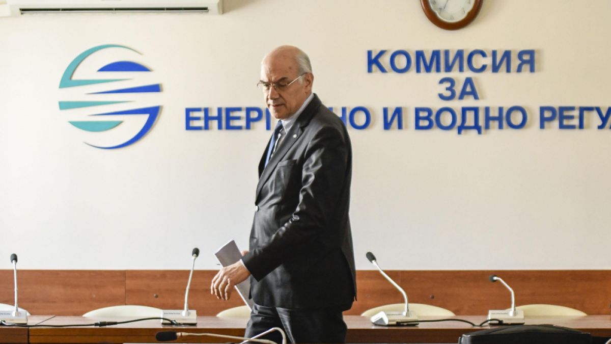 КЕВР обеща: Няма да има чувствително увеличение на цената на тока