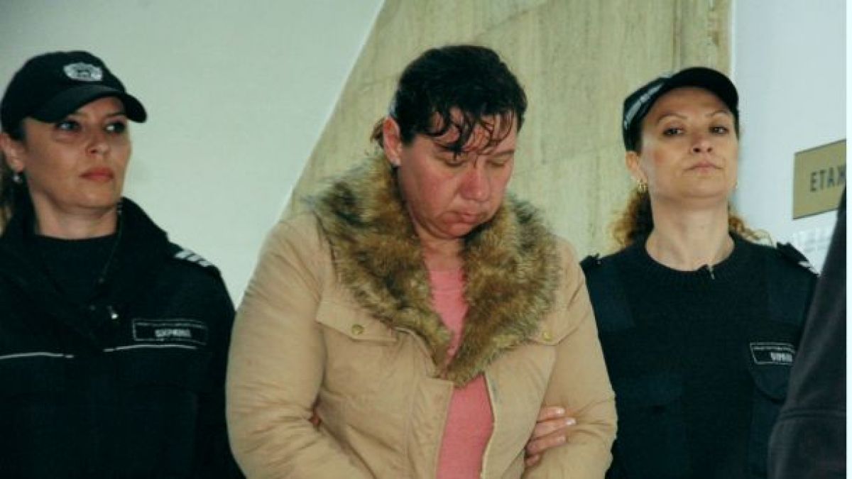 Родителите на убитата от кървавата Атанаска Алекс се разделиха, не успяха да преглътнат мъката по загубеното дете