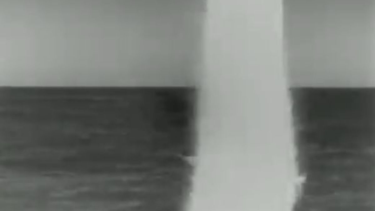 Пентагонът показа зрелищно ВИДЕО с изстрелване на ракетите "Томахоук" по Сирия 