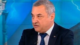 Валери Симеонов: Забраната за тютютнопушенето в заведенията е скандално държавно лицемерие, законът трябва да се промени!