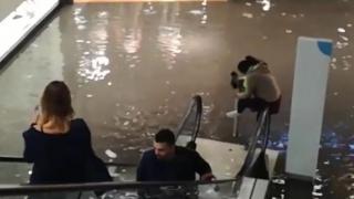 Апокалиптични СНИМКИ и ВИДЕО от Австрия, невиждан потоп в Грац, където има много българи! 