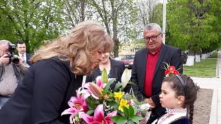 Йотова с плашещи данни: Всеки месец по една махала или цяло село изчезват