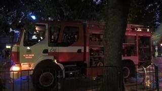 Пожар горя в жилищен блок в Димитровград (ВИДЕО)